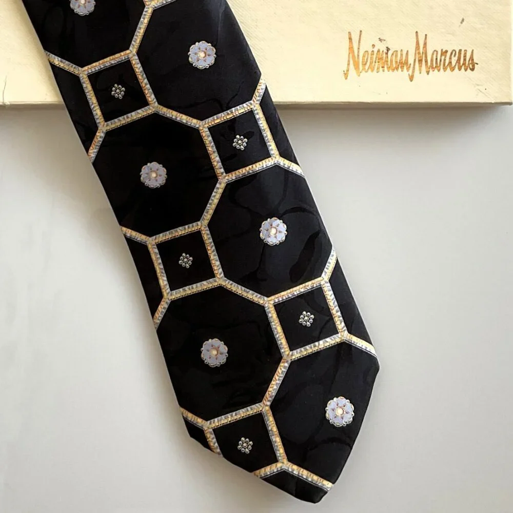 VINTAGE Brioni Silk Necktie Neiman Marcus Hexagon Medallion Geometric Italy Box